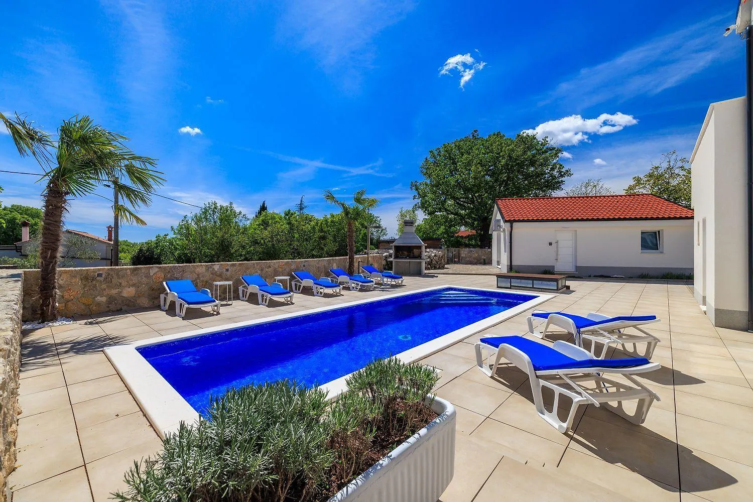 Mit 28M2 Grossem Pool Unweit Heilschlamm Bucht Apartment Kras